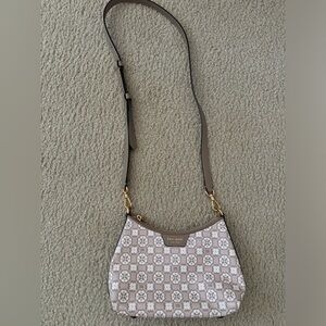 Kate spade crossbody bag (manhattan spade flower)